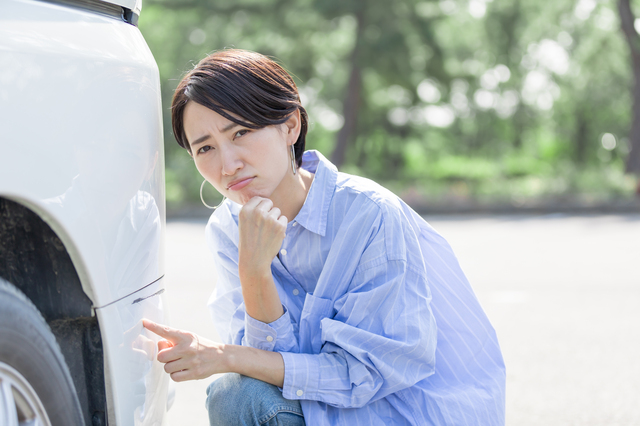 車についた擦り傷やガリ傷はタッチペンで直せる 修理方法や失敗したときのやり直し方を解説 カーコンビニ倶楽部