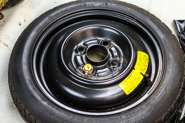 スペアタイヤ スペアタイヤを新車オプションで選んではいけない理由