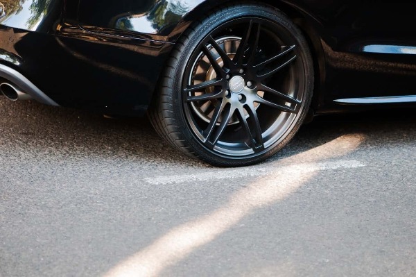 車検に通るためにブレーキパッドの厚みはどれくらい必要？｜カーコンビニ倶楽部