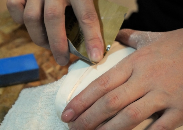 小さな傷を自分で直すのは危険 Diy修理に潜むリスクを大公開 カーコンビニ倶楽部