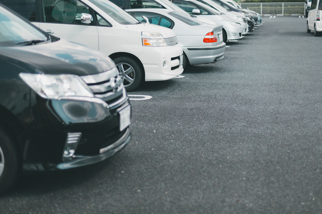 雹 ひょう で傷やへこみが生じた車の修理には保険が使える カーコンビニ倶楽部 雹 ひょう で傷やへこみが生じた車の修理には保険が使える カーコンビニ倶楽部