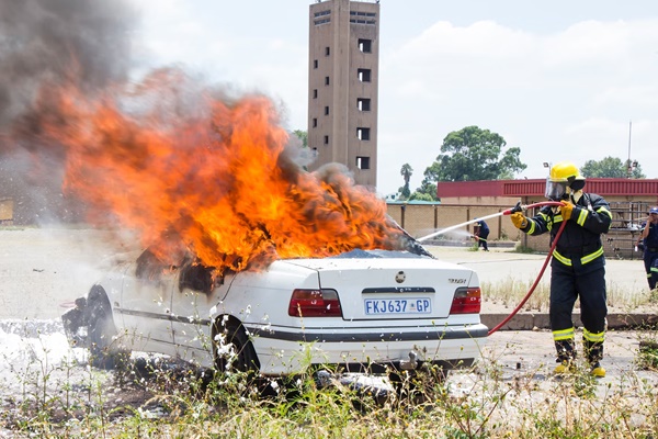 車のエンジンオイル漏れの確認方法や原因 対処法を知ろう カーコンビニ倶楽部