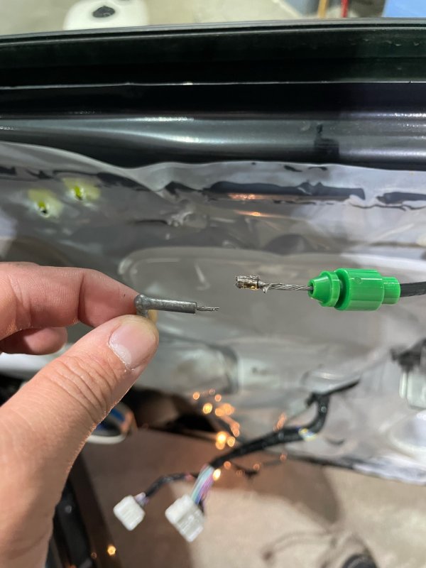 豊橋市 オデッセイ ドアワイヤー交換 カーコンビニ倶楽部 セルフ藤並店