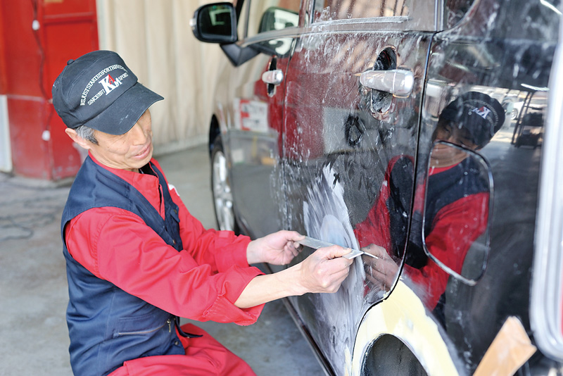 カーコン新工法を導入済み。修理時間は大きく短縮された